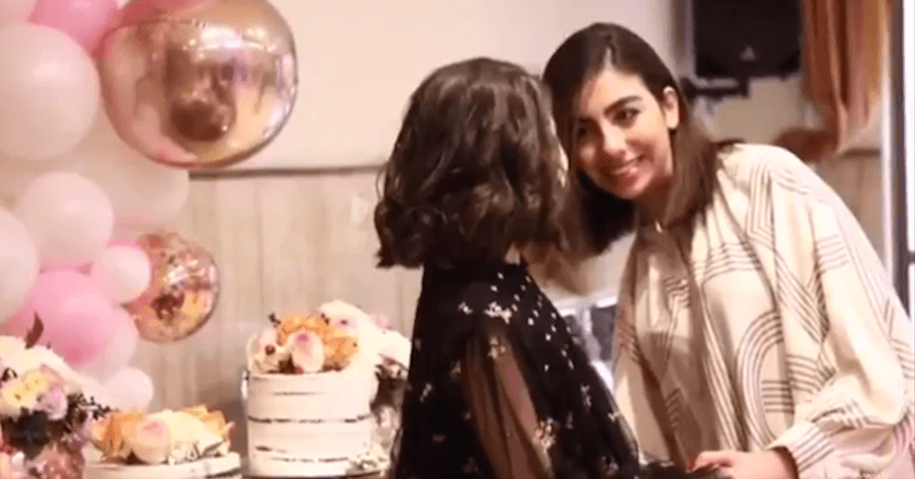 Roja Omidbakhsh gallery
