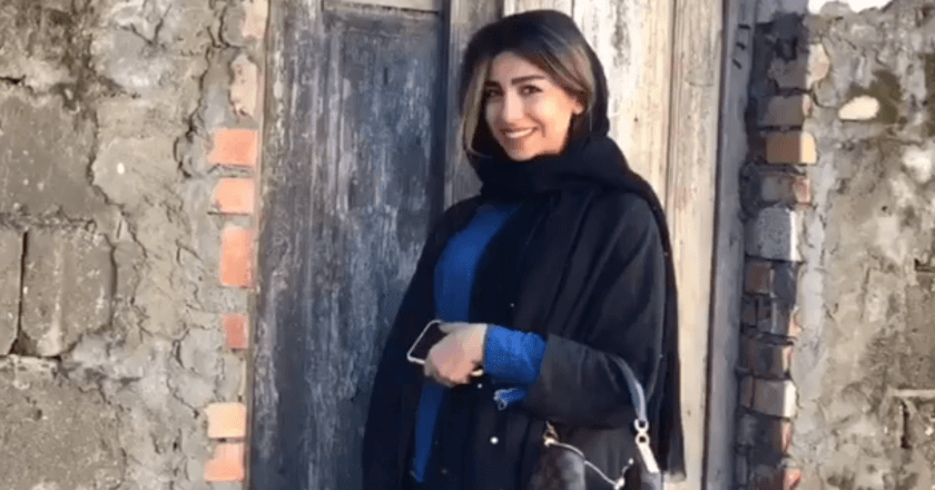 Roja Omidbakhsh gallery
