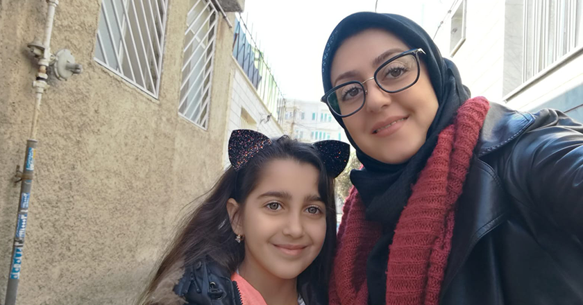 Elsa Jadidi and her mother, Saharnaz Haghjoo