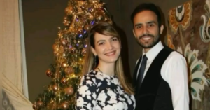 Samira Bashiri and Hamidreza Setareh Kokab celebrating christmas